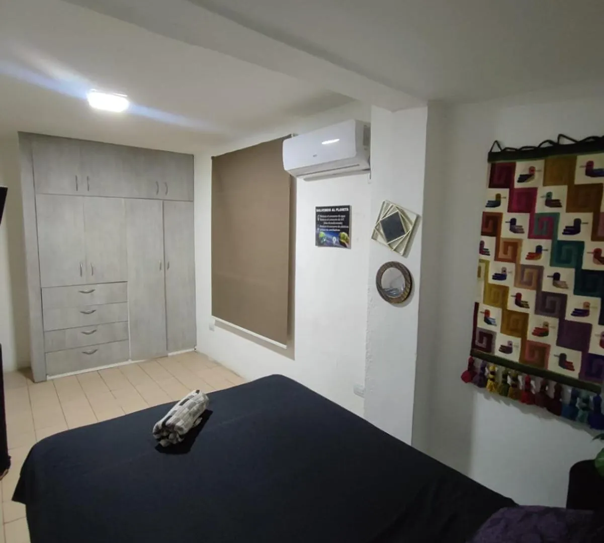 Departamento 2 habitaciones con Wifi, Agua Caliente y Aire acondicionado Guayaquil